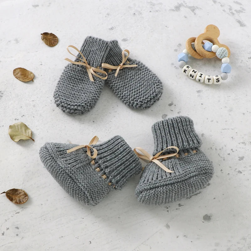 Baby Shoes + Gloves Set Knit Newborn Girls Boys Boots Mitten Fashion Butterfly-knot Toddler Infant Slip-On Bed Shoes Hand Made